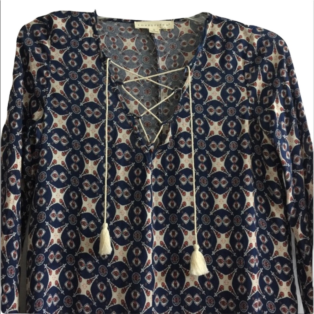 Lovestitch lace-up top-size S/M - Picture 2 of 5